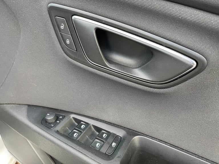 2014 SEAT Leon 1.6 TDI CR SE Hatchback 5dr Diesel Manual Euro 5 (s/s) (105 ps) Hatchback Diesel M...