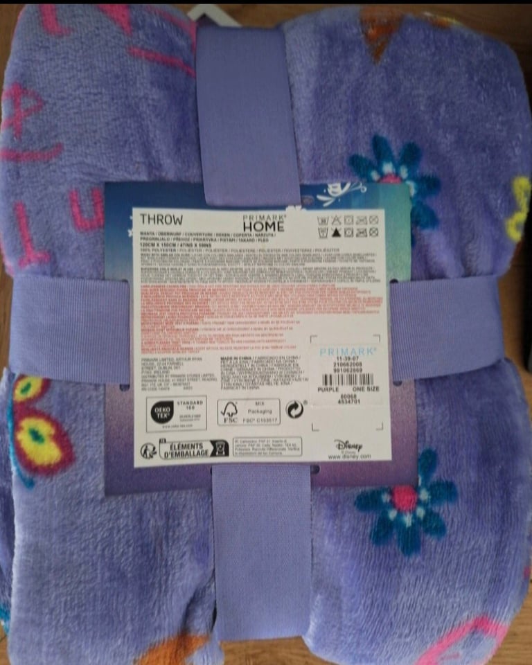 Encanto by Disney fleece blanket soft warm cosy throw 150cm x 120cm brand new with tags 