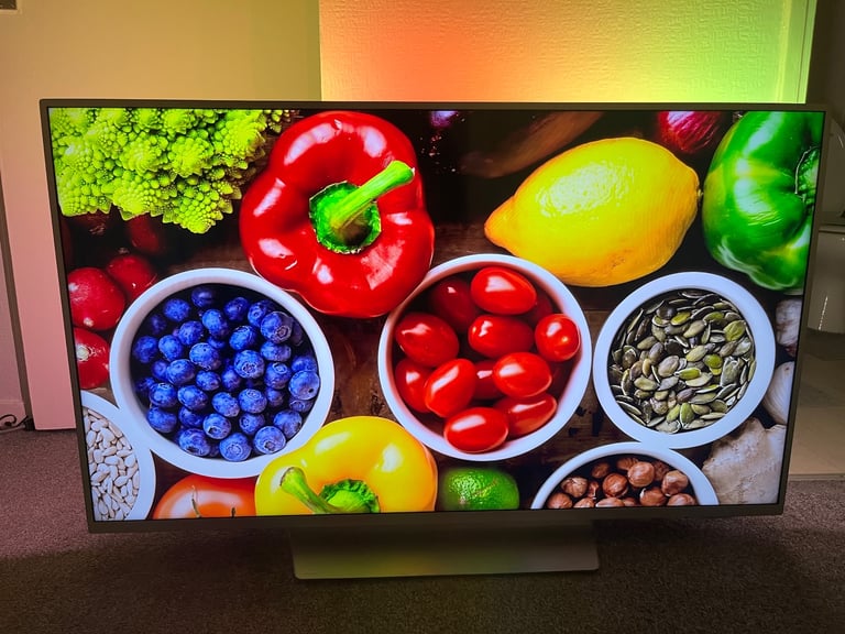 Philips Ambilight 50” 4K Google Play UHD HDR Smart LED TV - Excellent Condition