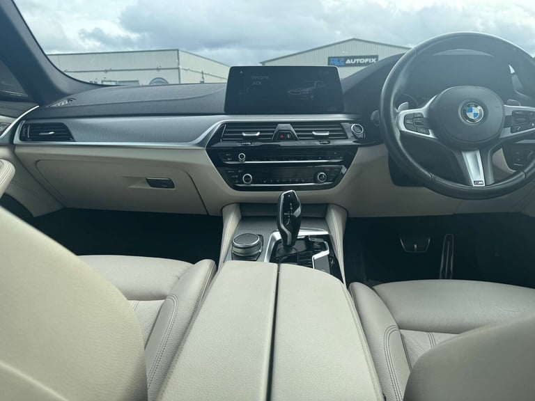 2018 BMW 5 Series 520d xDrive M Sport 5dr Auto ESTATE DIESEL Automatic