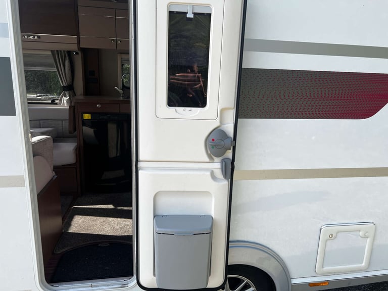 2017 Elddis Affinity 550 Elddis Affinity 550 Caravan with Kampa Awning Unlisted Petrol Automatic