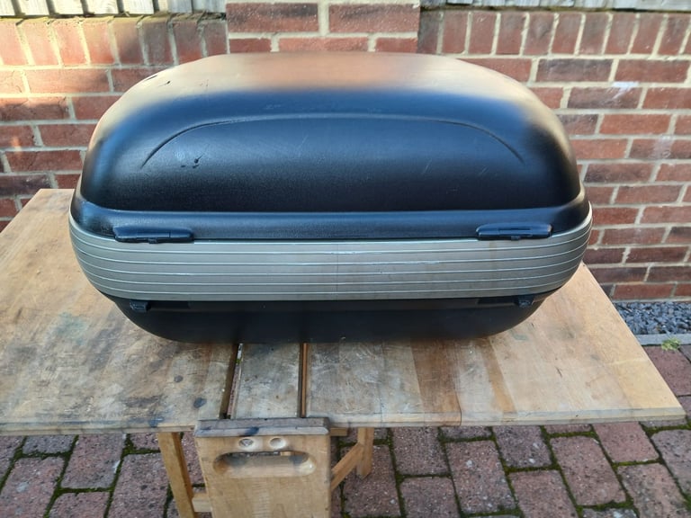 Givi maxia 52 ltr topbox