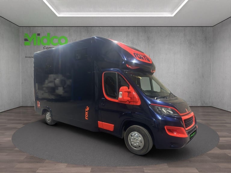image for 2017 Peugeot Boxer 2.0 Blue HDi 335 Professional Horsebox PANEL VAN Diesel Manual