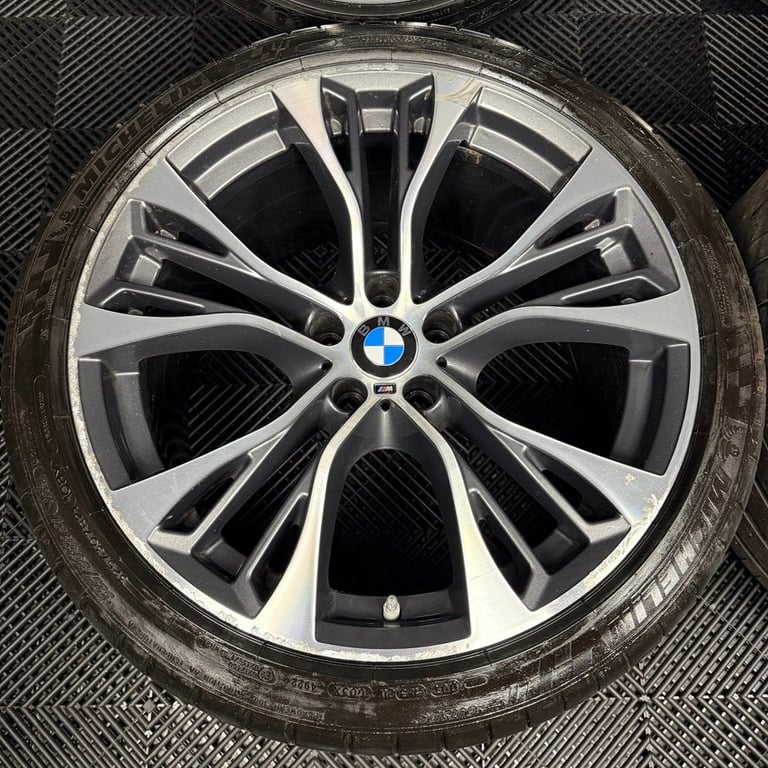 21'' GENUINE BMW X5 F15 599 X6 F16 M SPORT ALLOY WHEELS TYRES ALLOYS