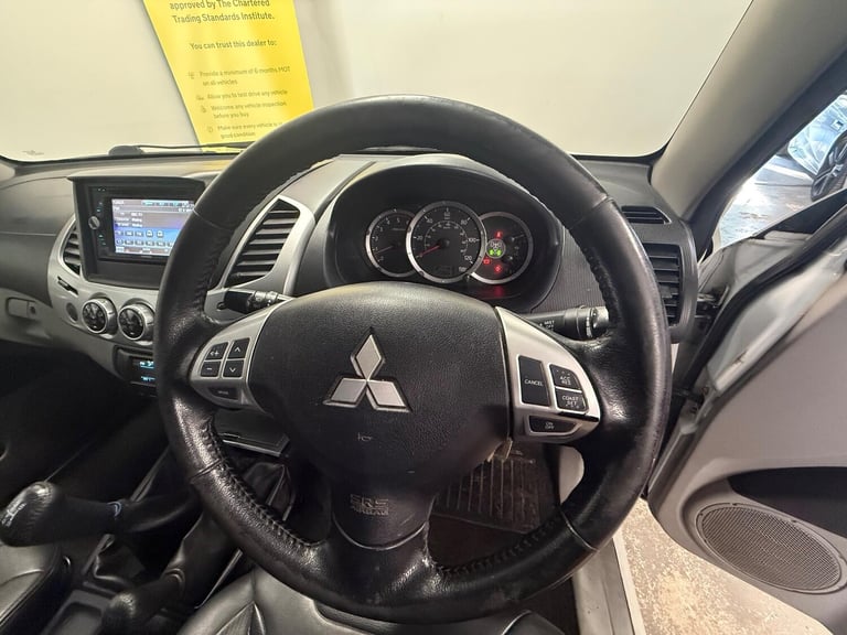 2012 Mitsubishi L200 2.5 DI-D Barbarian Black 4WD Euro 5 4dr (LB) PICK UP Diesel Manual