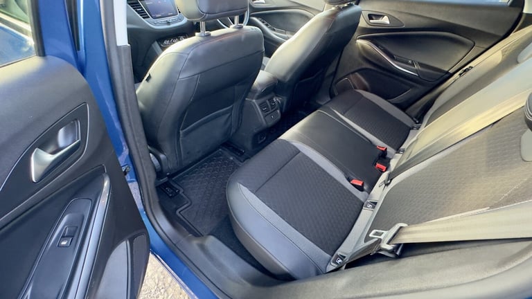 VAUXHALL GRANDLAND X 1.2 Turbo Sport Nav 2018
