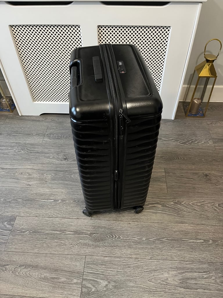 New Samsonite Large suitcase
