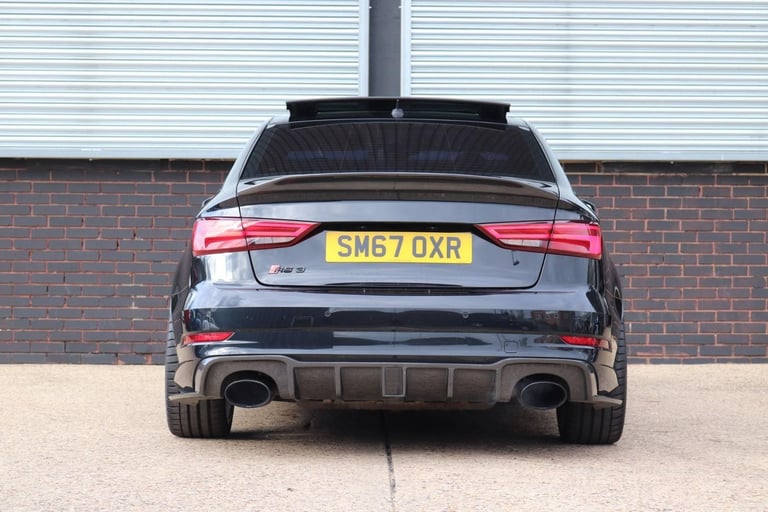 Audi RS3 2.5 TFSI S Tronic quattro - STAGE 2 - PAN RF - ACC - CARBON - SS SEATS 