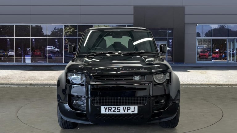 2025 Land Rover Defender 3.0 D350 X-Dynamic HSE 110 5dr Auto ESTATE DIESEL Automatic
