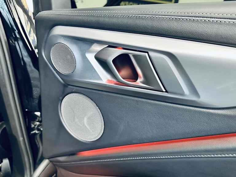 2024 BMW XM 50e SUV HYBRID Automatic