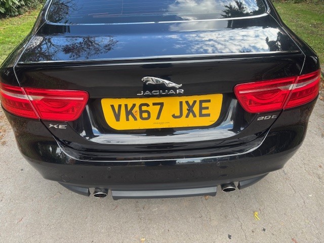 JAGUAR XE 2.0 i R-Sport Black Auto Petrol 2017