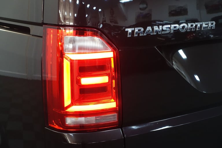 2016 Volkswagen Transporter 2.0 BiTDI T32 BlueMotion Tech Window Van 4dr Diesel DSG FWD SWB Euro ...