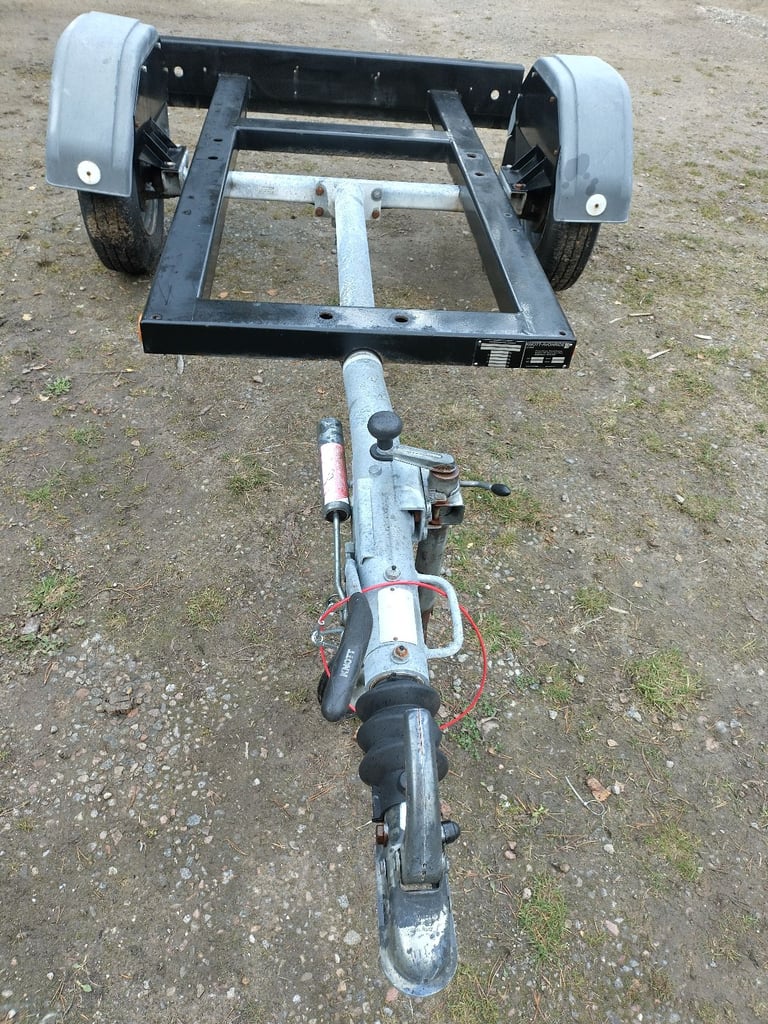 Generator chassis trailer