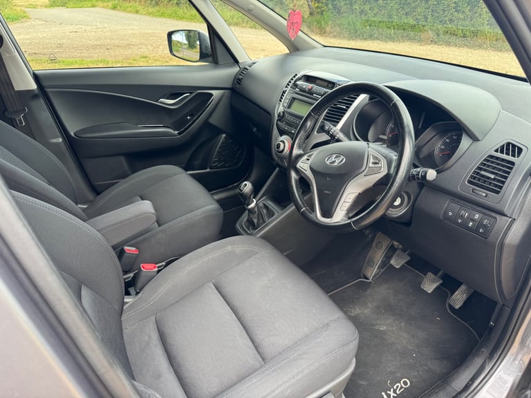 Hyundai, IX20, MPV, 2014, Manual, 1582 (cc), 5 doors
