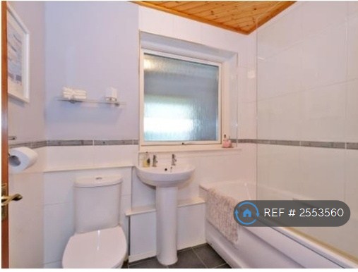 2 bedroom flat in Cairnvale Terrace, Aberdeen, AB12 (2 bed) (#2553560)