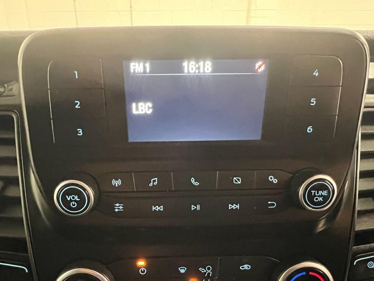 2022 Ford Transit 2.0 350 EcoBlue Leader RWD L4 H3 Euro 6 (s/s) 5dr Welfare Diesel Manual