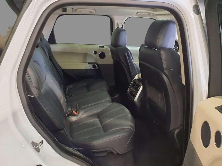 2014 Land Rover Range Rover Sport 3.0 Range Rover Sport HSE SDV6 Auto 4WD 5dr SUV Diesel Automatic