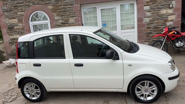 2011 Fiat Panda 1.2 [69] MyLife 5dr HATCHBACK Petrol Manual - Image 7