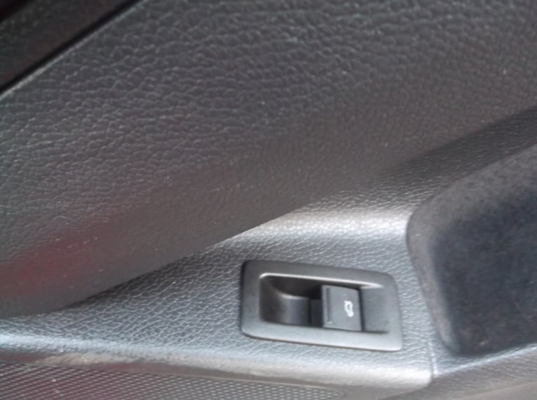 2012 Volkswagen Scirocco 2.0 TDi BlueMotion Tech 3dr [Nav] COUPE Diesel Manual