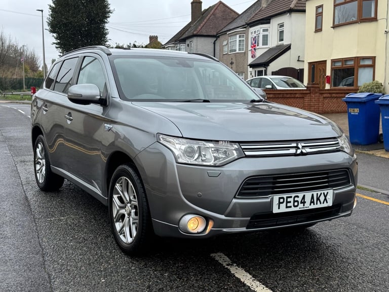 Mitsubishi Outlander 2.0h 12kWh GX4hs CVT 4WD Euro 5 (s/s) 5dr Petrol/Electric Hybrid Automatic
