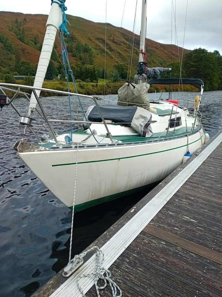 Yacht 28ft. 10ft beam. Lifting keel. 1976 - Lochcarron, Scotland - can deliver
