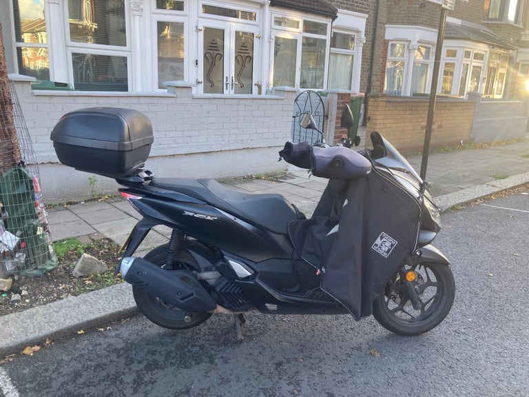 Honda, PCX, 2022, 125 (cc)