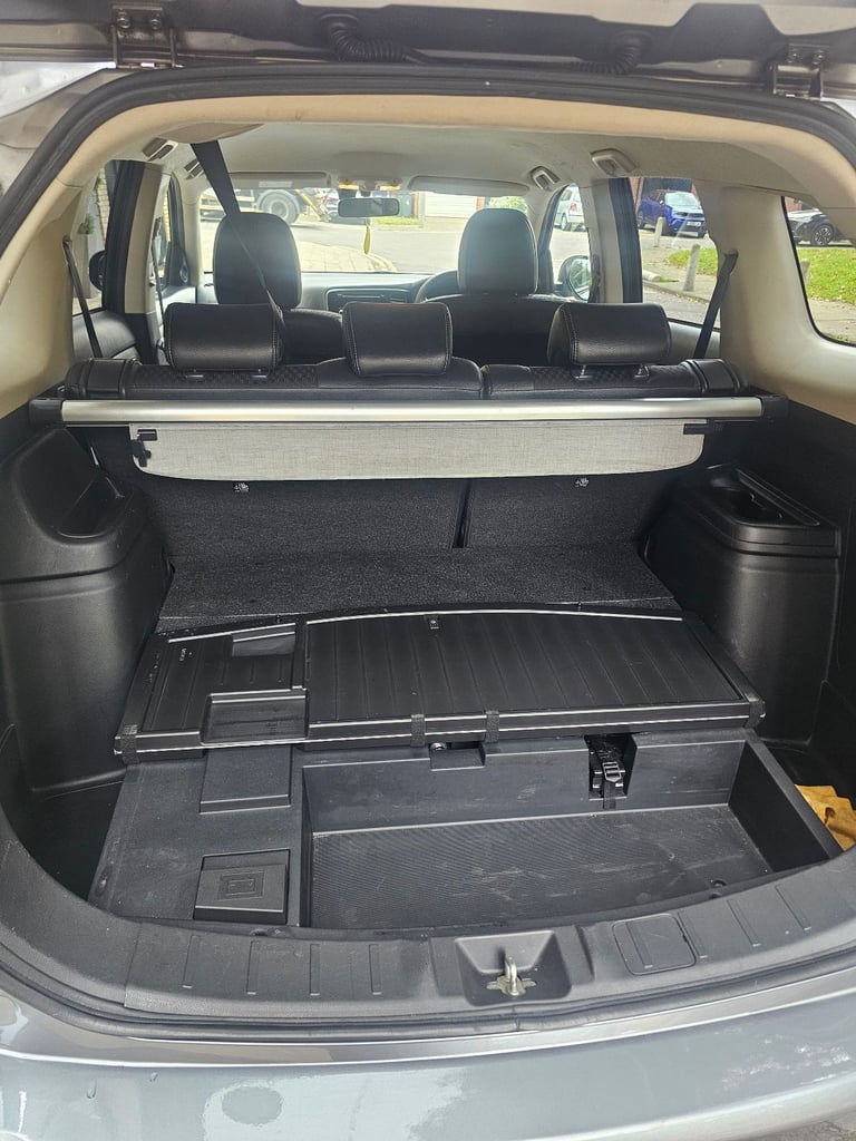 Mitsubishi, OUTLANDER, Estate, 2015, Other, 1998 (cc), 5 doors
