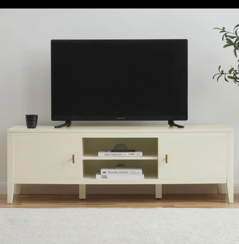 Dusk tv unit 
