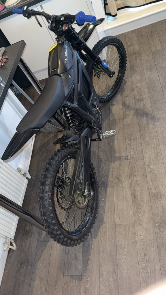 2025 talaria sting r 