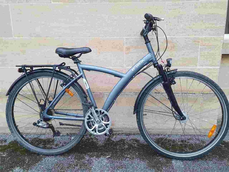 image for Lightweight Aluminium BTWIN Original 520 Hybrid bike in good condition 