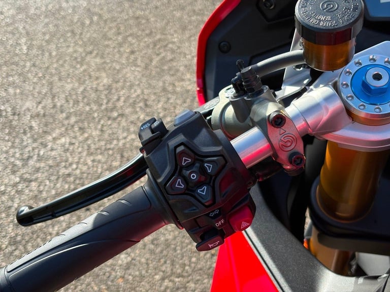 DUCATI PANIGALE V2 S