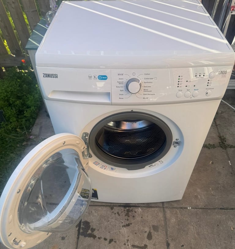 image for Zanussi 7KG 1300RPM Washing Machine For Sale/ FREE DELIVERY