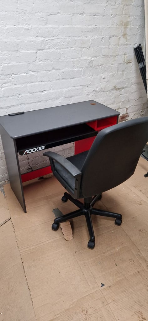  X rocker carbon tek gaming desk - Black & Red  & Black faux leatherette office chair - assembled  