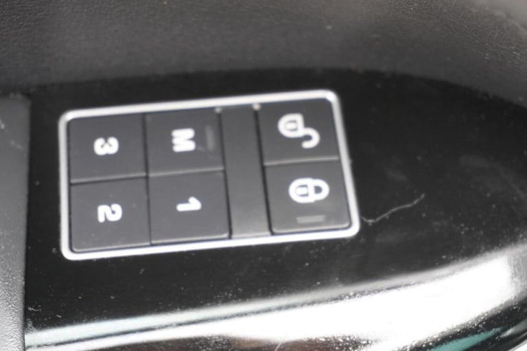 LAND ROVER RANGE ROVER SPORT 3.0 SD V6 HSE Dynamic Auto 4WD Euro 6 (s/s) 5dr