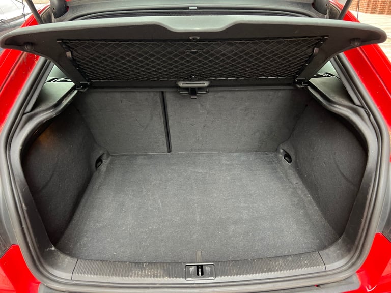 Audi A3 ) 2.0 TFSI S line S Tronic quattro
