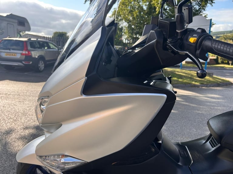 2021 71 Suzuki AN 400 AM2 Burgman 400 Touring Scooter