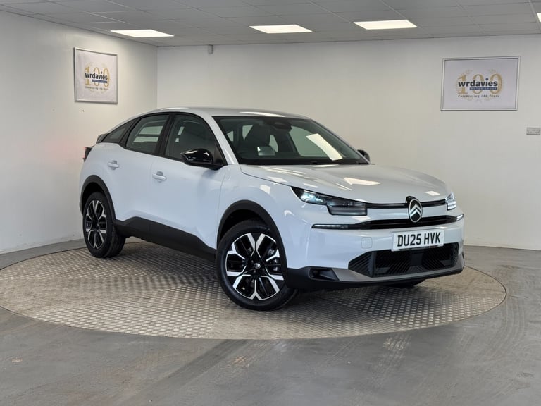 image for 2025 Citroen C4 Plus PureTech 130HP EAT 8 Hatchback Petrol Automatic