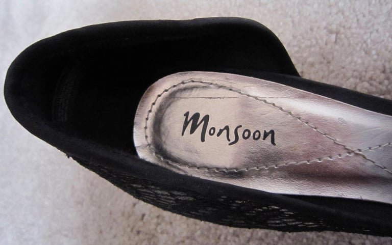 MONSOON LACE EVENING SHOES SIZE 6 WITH MATCHING BAG