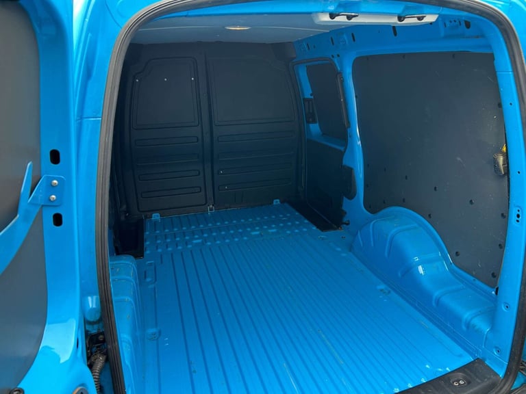2016 Volkswagen Caddy Maxi 2.0 TDI BlueMotion Tech 102PS Startline Van PANEL VAN DIESEL Manual