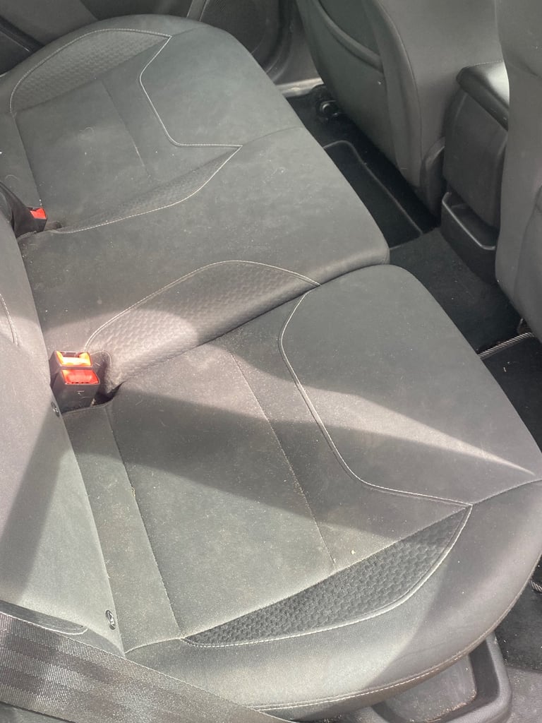 Ford, FOCUS, Hatchback, 2015, Manual, 999 (cc), 5 doors