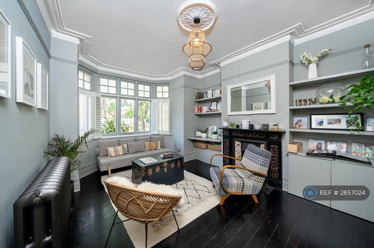 4 bedroom house in Arragon Gardens, London, SW16 (4 bed) (#2657024)