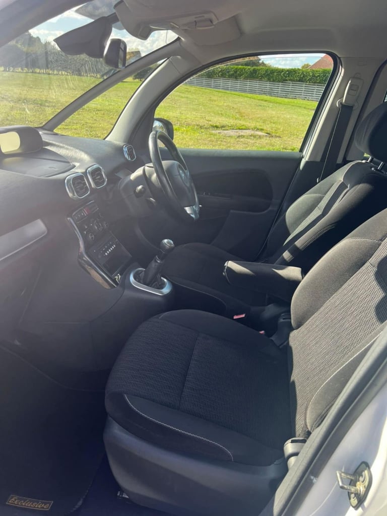 Citroen, C3 PICASSO, MPV full year mot full service history 