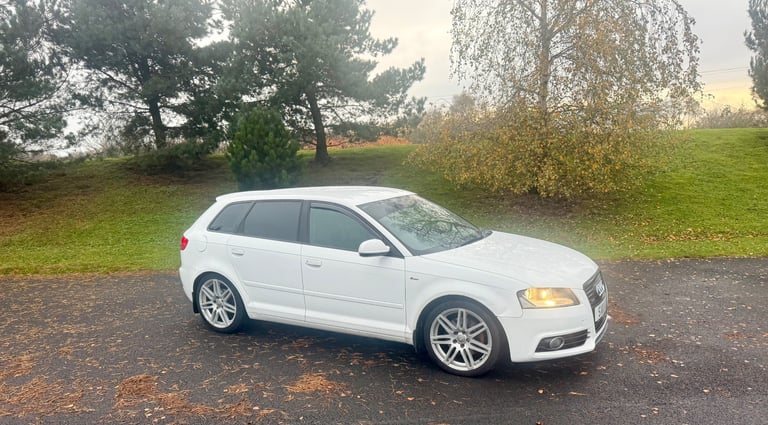 Audi 2.0tdi QUATTRO S-Line