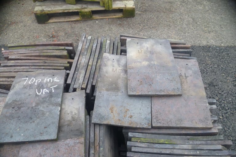 Reclaimed Roof tiles Rosemarys And Brindle Tiles Slates Stafforshire Blue tiles 