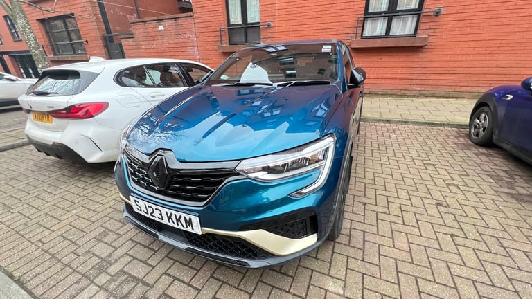 Renault, ARKANA, Coupe, 2023, Semi-Auto, 1598 (cc), 4 doors