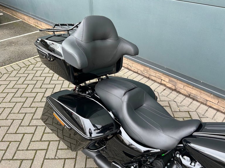2024 Harley-Davidson TOURING FLHRXS ROAD KING SPECIAL FLHRXS Vivid Black (23MY) Custom PETROL Manual