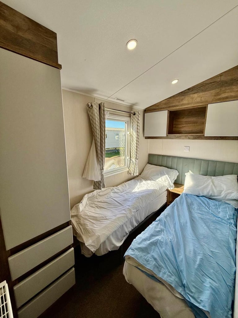 3 Bed Seaside South Coast Caravan FINANCE AVAILABLE CALL TOM [Phone number removed]