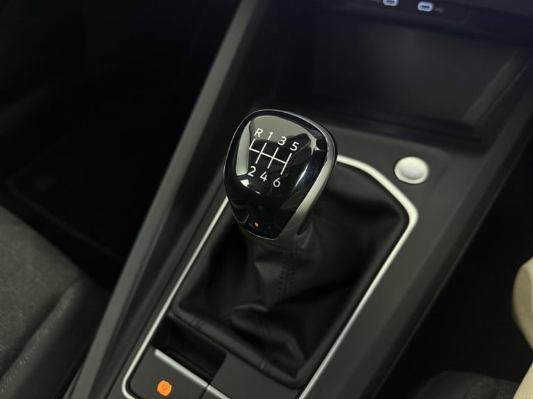 2020 Volkswagen Golf 1.5 TSI Life 5dr HATCHBACK PETROL Manual