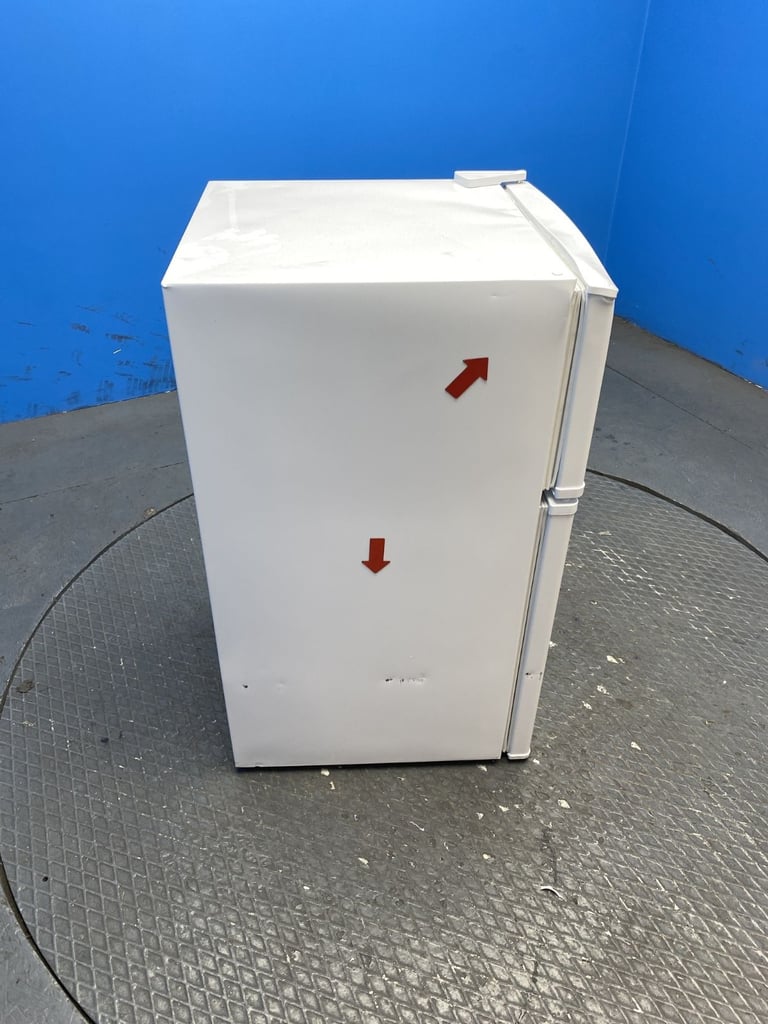 Igenix IG347FF 96 Litre Undercounter Fridge Freezer