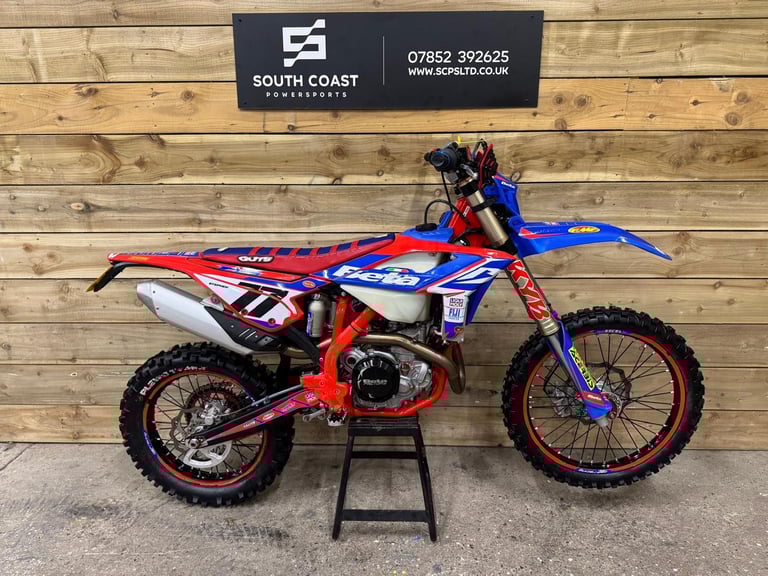 BETA 390 RR RACING  2024 ENDURO BIKE LOW HOURS ROAD REGISTERED
